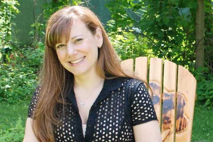 Can Reading Improve Your Health? Westport Author Sally Allen Thinks So