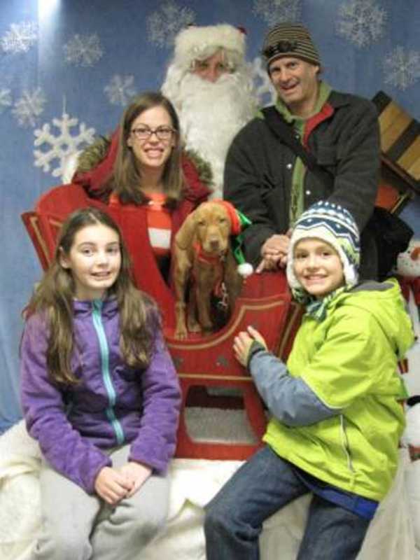 Say 'Cheese' With Santa At Bogota Animal Rescue Fundraiser