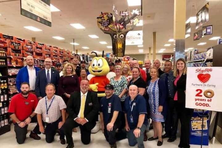 Help Bag Hunger Event Held At ShopRite In Carmel