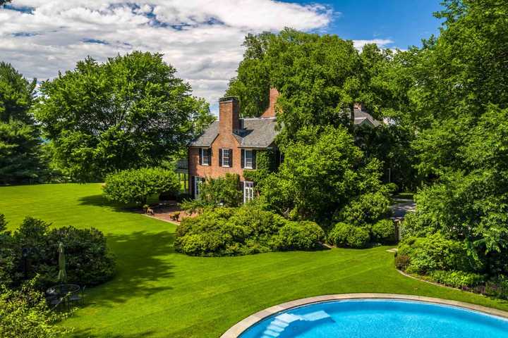 Contract Reportedly Signed For David Rockefeller $22M Hudson Valley Estate