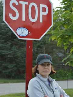 New Sign Could Signal Traffic Relief For Mahwah Neighborhood