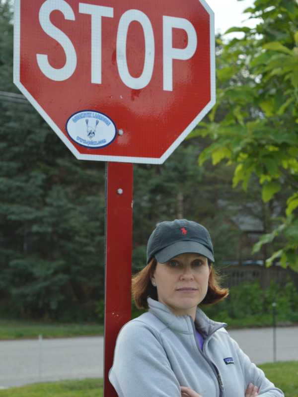 New Sign Could Signal Traffic Relief For Mahwah Neighborhood