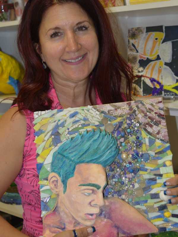 Wyckoff Artist Inspires All Ages In Her ‘Drawing Room’