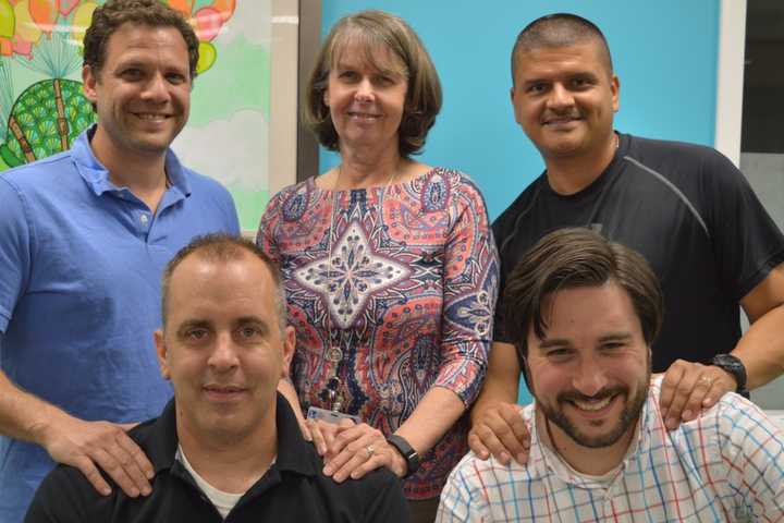 Stillbirth Dads Meet In Park Ridge To Help Each Other