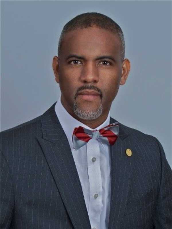 Hackensack Grad Settling In As Head Of Texas University