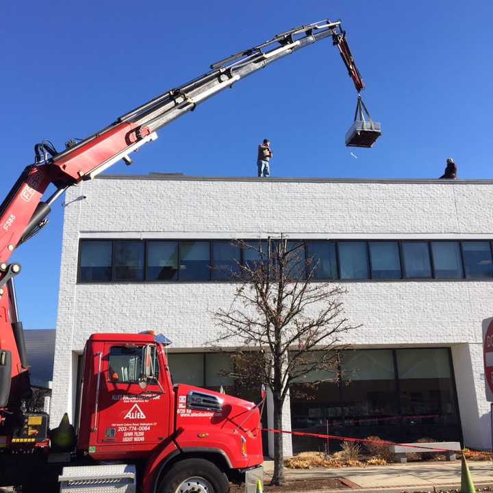 Materials for Wilton Library’s new rooftop solar panel installation have been delivered. The installation will take place over the next three to four weeks with no disruption to services.