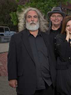 10,000 Maniacs Host Rye Youth Council Benefit Concert At Capitol Theatre