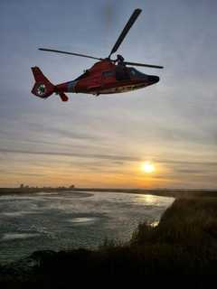 U.S. Coast Guard Rescues 3 From Grounded Sailboat In South Jersey