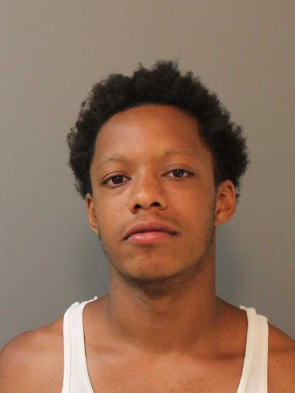 Shelton Police Chase Waterbury Man In Stolen Van Filled With Juveniles