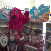 Meet Clifford The Dog At Country Children's Center Book Fair In Katonah