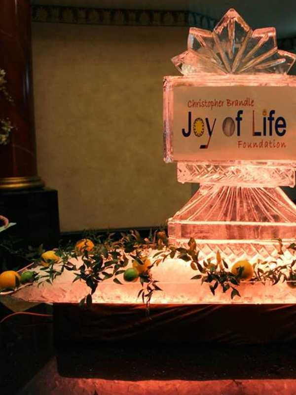 Garfield Hosts 'Joy Of Life' Fundraiser
