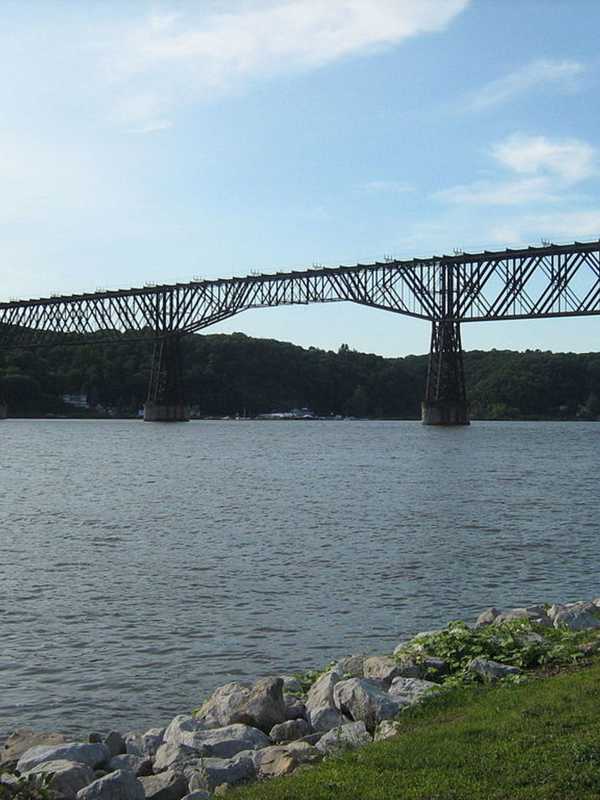 Flood Warning Issued For Hudson River In Poughkeepsie