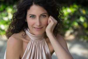 Happy Birthday To Wayne's Lisa Edelstein