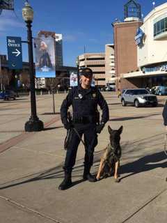State Police Teams With Bridgeport Sound Tigers To Help Special Olympics