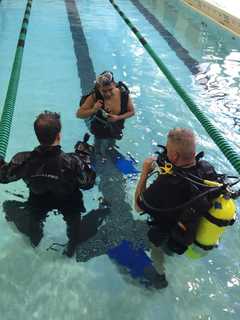 Norwalk Police Dive Team Takes The Plunge With Pathway Academy Students