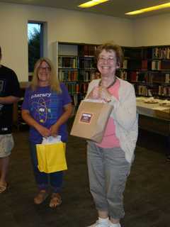 Holiday Shopping Offered At Fair Lawn Library