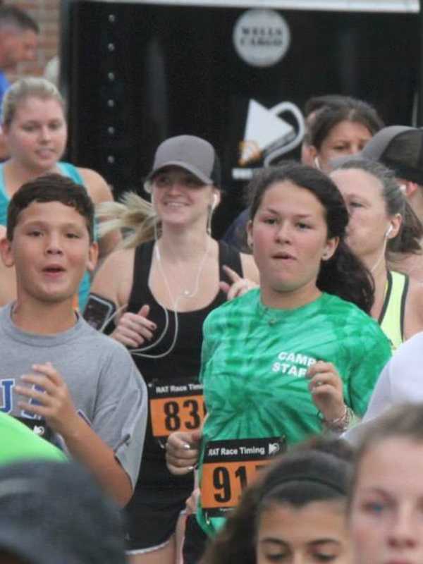 Summer Sizzler 5K Benefits Athletics Program At Brookfield High