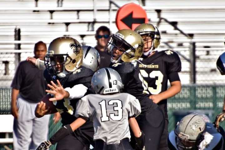 NFL-Backed Youth Safety Program Doesn't Reduce Concussions, Analysis Shows