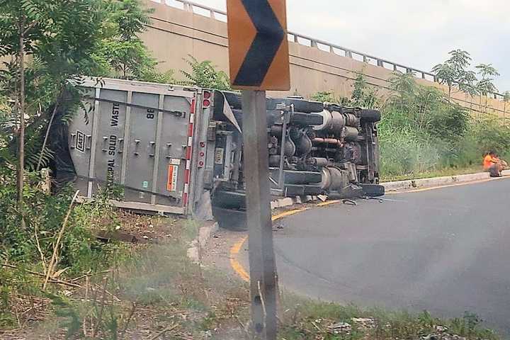 Trash-Hauling Tractor-Trailer Tips At Route 46, 80 Interchange