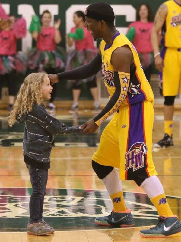 Harlem Wizards Help River Vale PTA With Fundraising Event In Hillsdale