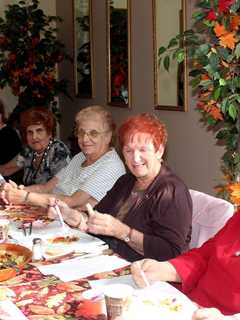 Lyndhurst Organizes Senior Luncheon