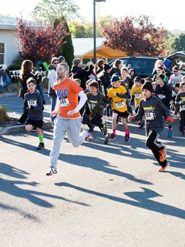 Cresskill Races Raise Money For Schools