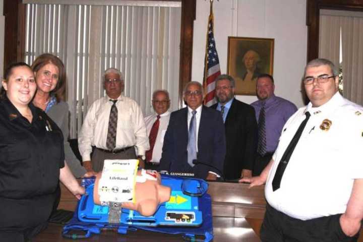 Lyndhurst Police Emergency Squad Saves Lives With Automated CPR Device