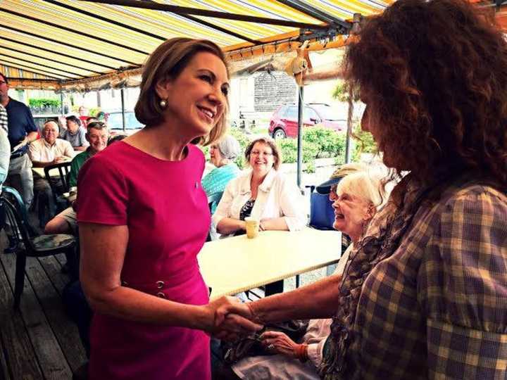 Carly Fiorina (left).