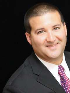 New Realty Office Opens In Oakland