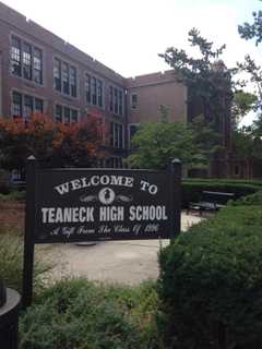 Teaneck High School Ends Early For Parent Conferences 