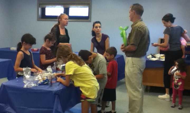 Kids can come make gifts for Father&#x27;s Day at the library, on June 11.