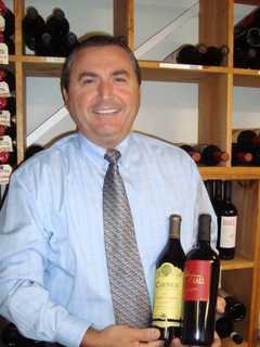 River Palm In Edgewater Organizes Wine Tasting Event