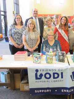 Lodi Library Announces 2016 Scholarship Program