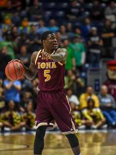 New Rochelle's Iona Men's Basketball, Agency Team On Fundraising Promotion