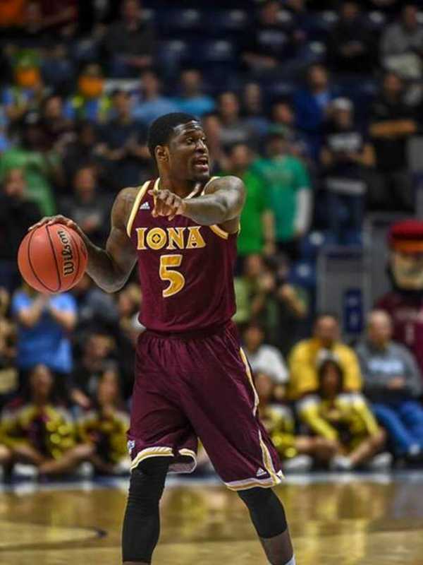 New Rochelle's Iona Men's Basketball, Agency Team On Fundraising Promotion