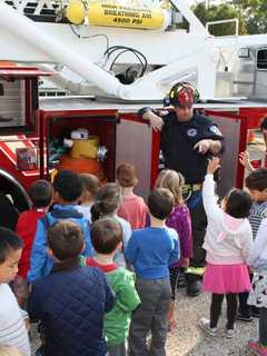 Firefighters Visit Bedford Road School To Teach Safety 