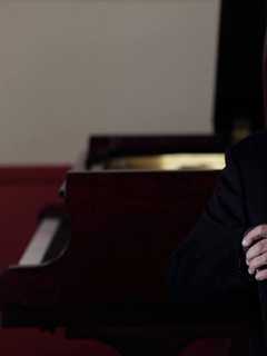 Pianist Steven Masi Performs Schubert In Teaneck