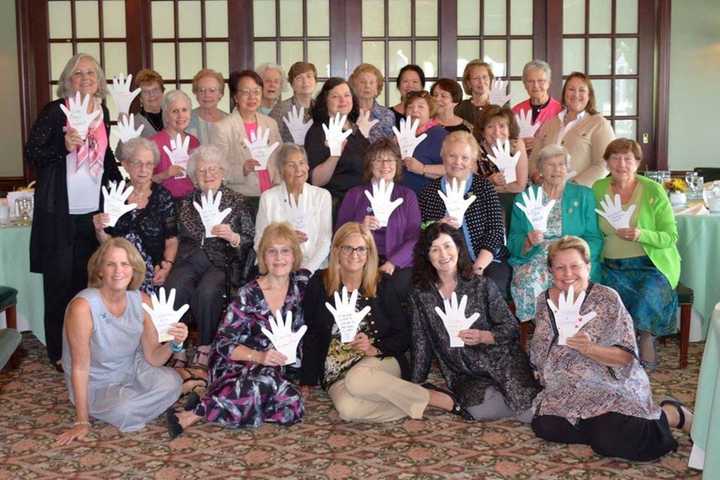 Oradell Woman's Club Organizes Game Night Fundraiser