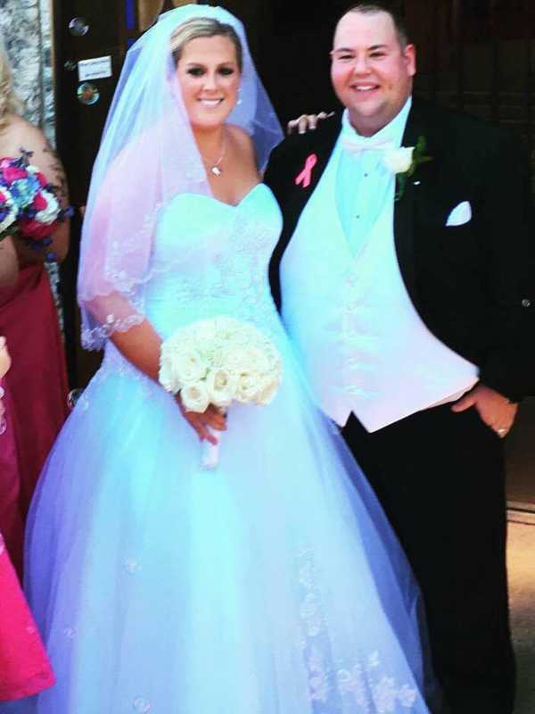 Thornwood Couple Return Lost Wedding Gift To Newlyweds