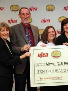 Wayne Middle School Receives $10,000 Grant From State Education Association