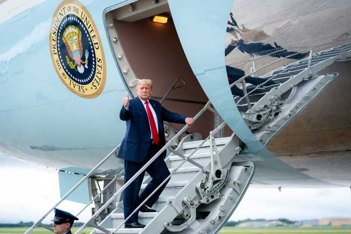 Emergency Landing Prompts Donald Trump To Ask For Donations To Get A New Plane