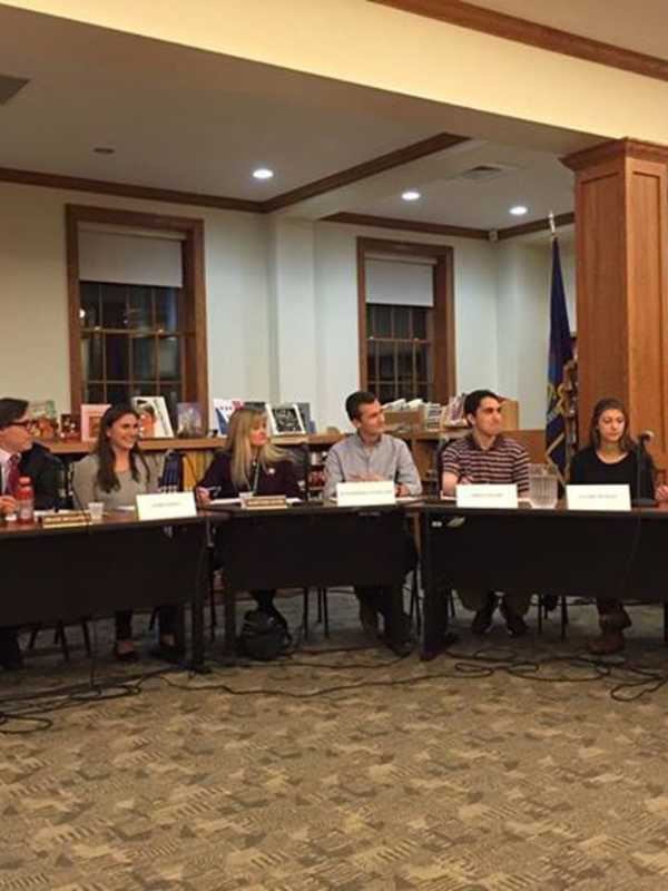 Pleasantville School Board Holds Joint Meeting With Student Government