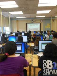 Hawthorne Cheers For Chromebook Fundraiser