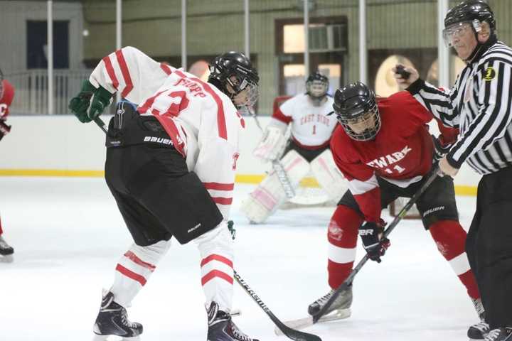 Paramus Boasts Only Jewish Yeshiva HS Hockey Team Competing In NJSIAA