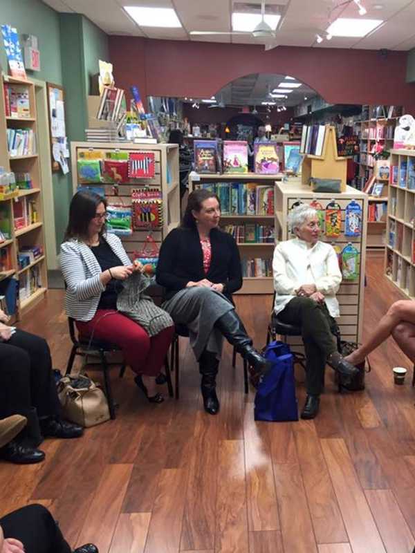 Hawthorne Bookstore Shuts Its Doors