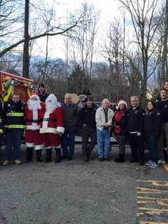 Upper Saddle River Fire Department's Project Santa Delivers For Children