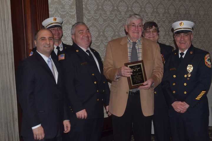 Glen Rock Sets Dinner Honoring Retiring Mayor, Councilwomen