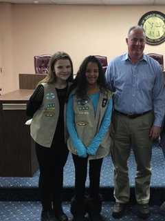 Saddle Brook Girl Scouts Seek Ways To Help Township