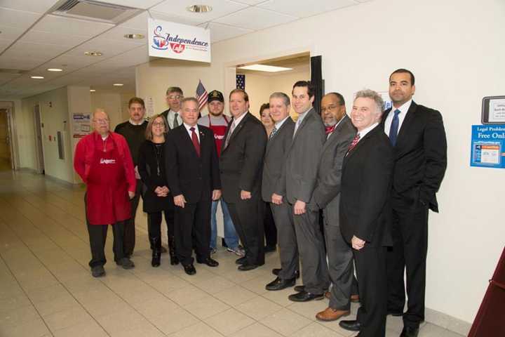 New City's Independence Cafe Offers Work For Veterans, Disabled People