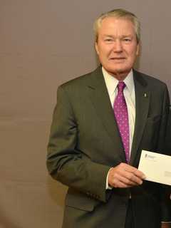 Savings Bank Of Danbury Awarded United Way Corporate Volunteer Award